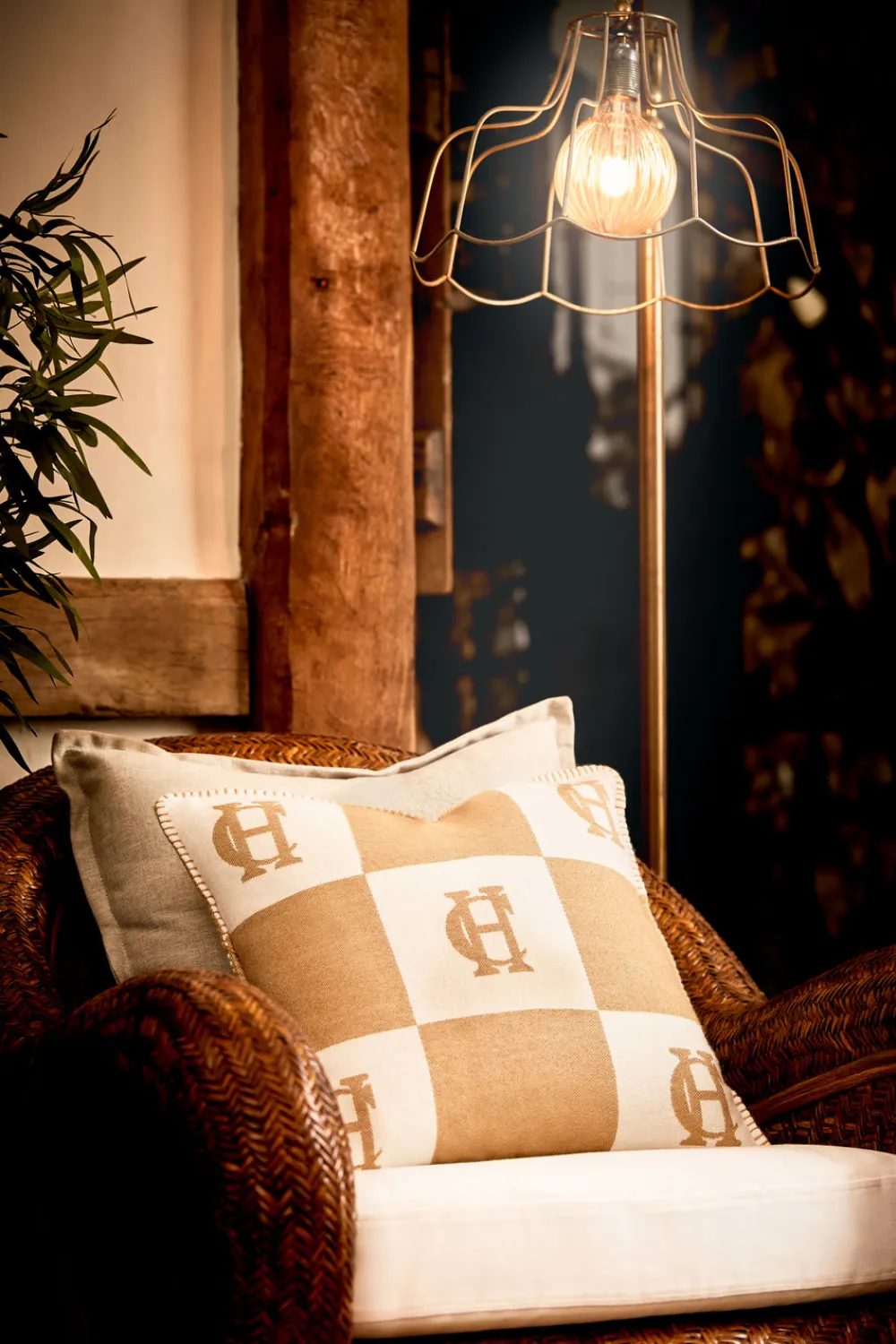 Holland Cooper Cushions>Luxury Cushion